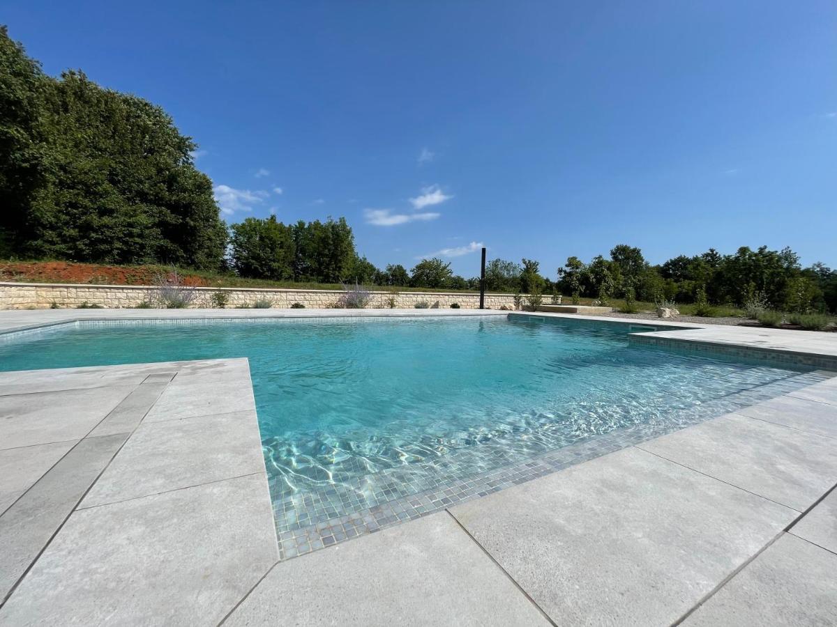Villa Berto Nedescina ภายนอก รูปภาพ