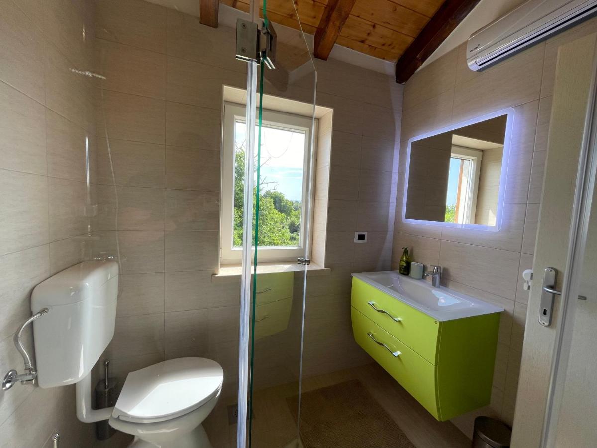 Villa Berto Nedescina ภายนอก รูปภาพ