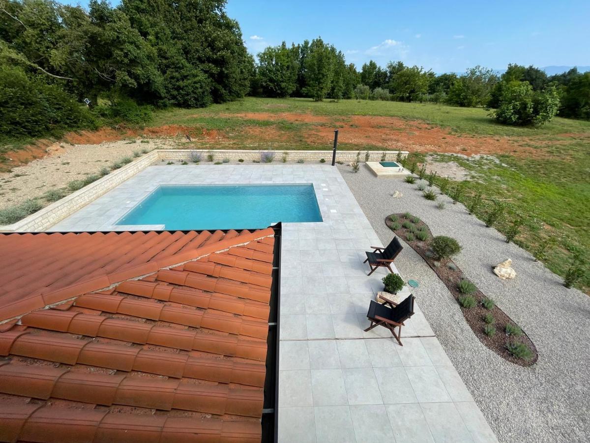 Villa Berto Nedescina ภายนอก รูปภาพ